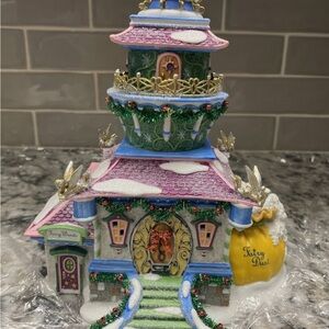 Dept 56 North Pole S- TINKER BELL'S LIGHTHOUSE Disney - #802825